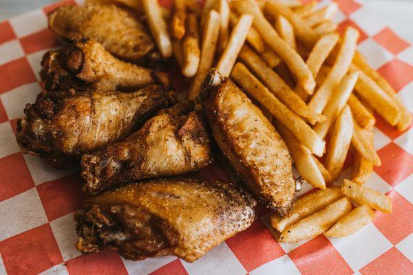 Our wings are seasoned and fried to perfection. We have over 10 different flavor choices