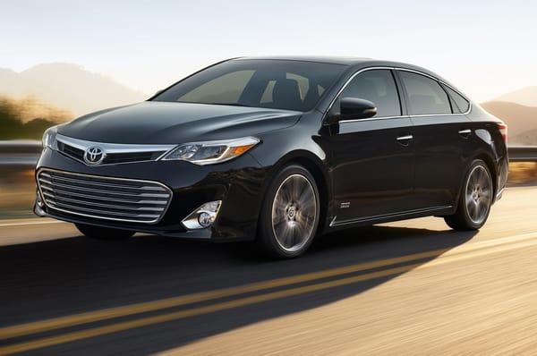 Kings Executive Limo Toyota Avalon Hybrid