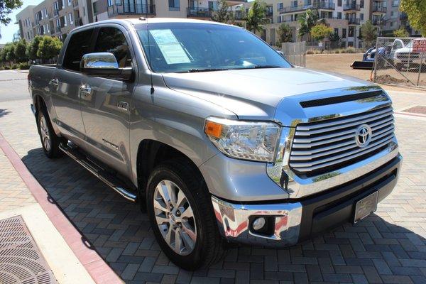 2014 Toyota Tundra Limited!