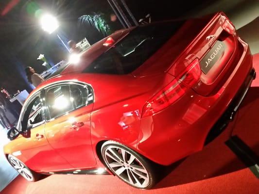 Jaguar XE debut & drive