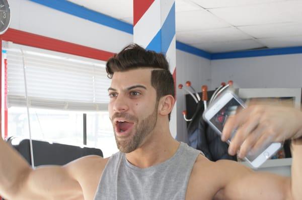 Robbie E from impact wrestling pumped after a cut