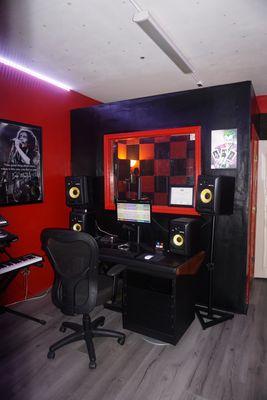 Montana Records Recording Studio