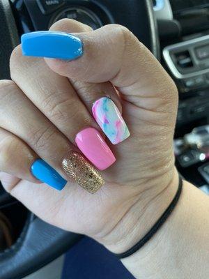 Gender reveal nails