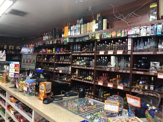 Bellwood Liquor Store