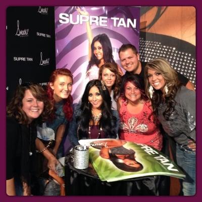 SunTan Met SNOOKI at the Nashville Tanning Expo!