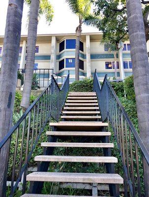 Stairs from second lvl parking lot