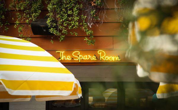 THE SPARE ROOM at the Hollywood Roosevelt hotel. Yellow neon with installation