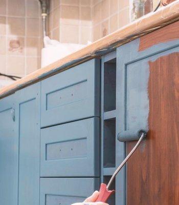 Painting kitchen cabinet