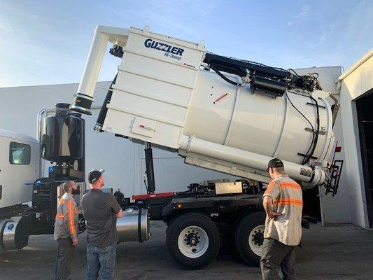 Air Machine - ERS carries full line of standard 28" Air Machines w/booms,some with "High Dump" w/ 60" bin w/out using ramps