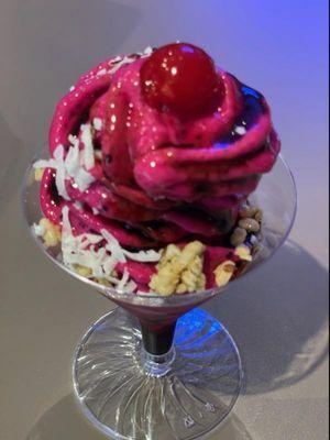 Dragon fruit ice cream