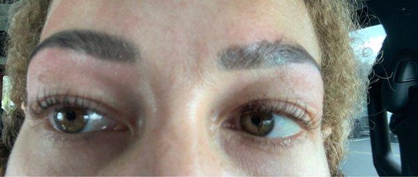 Tint on my left lid and the v cut she took out of my left brow