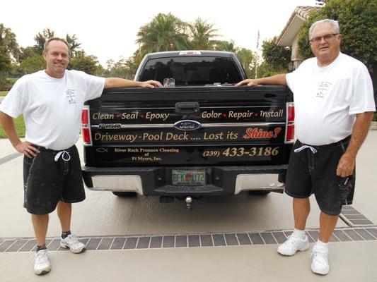 River Rock Pressure Cleaning of Ft Myers