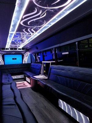 30 passenger blu dream