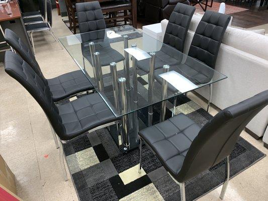 Modern thick glass top dining set 
 No credit needed financing only $53 down 
 3020 Lee Blvd Lehigh Acres