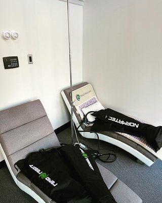 Leg Compression recovery area, yoga mat