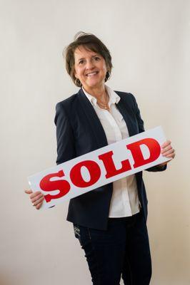 Sherry Henderson - Realtor Remax Journey