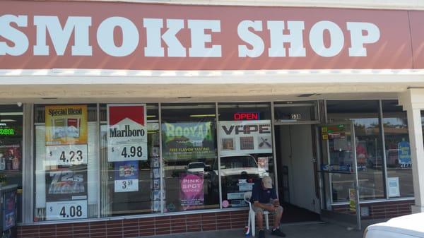 Crescent Smoke Shop