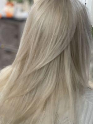 Dark base turned to platinum dry cut :flawless layers