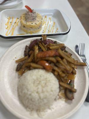 Lomo saltado y Causa de atún