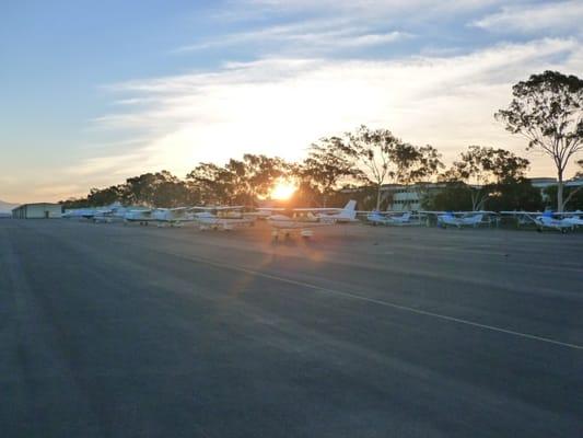 Sun, high clouds and Cessnas just waiting to be flown. A perfect way to start the day.