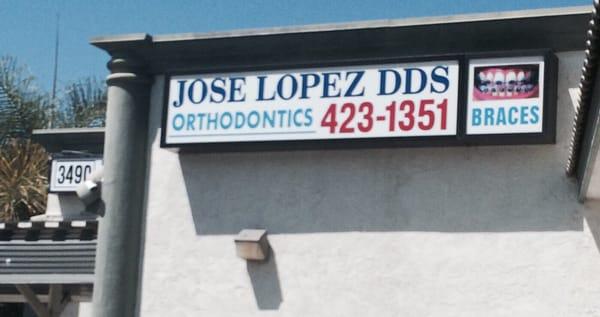 This place DOESNT do braces