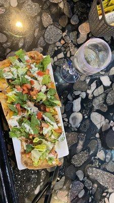 Chicken ranch flatbread was so good