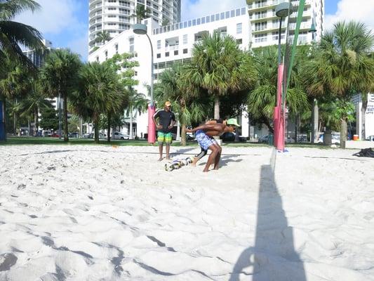 Miami Beach Volleyball Training