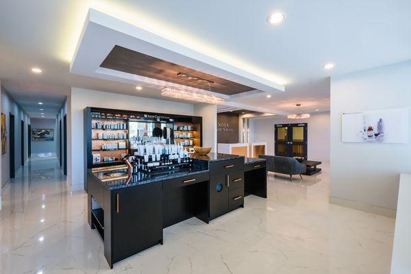 Retail Bar - Onyx, Matte with Cambria Sharpham