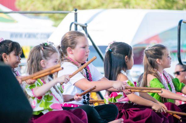 Hula From the Heart (Ka Pā Hula O Kawailehua) keiki (kids) class performing at the Antelope Valley Fair 2020