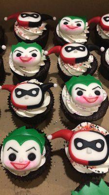 Joker & Harley Quinn chocolate cupcakes!