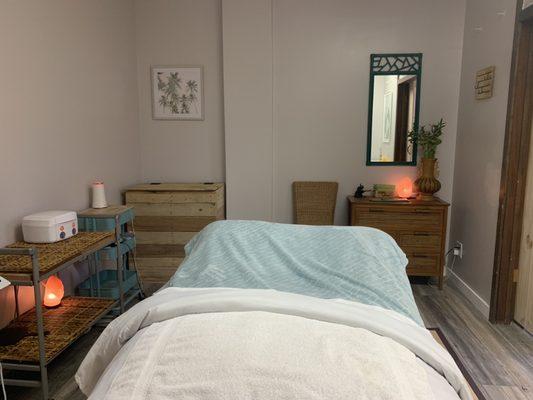 Inside the Bungalow treatment room