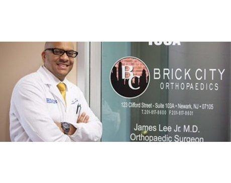 James Lee, Jr., MD is a Orthopedic Surgeon serving Orange, NJ