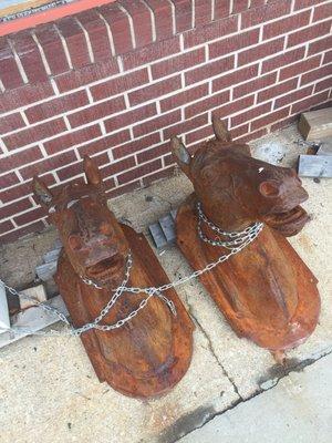 Horse heads for sale