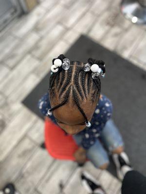 Service:
Wash
Kid's Braids(Natural Hair)