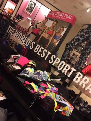 Free sport pants with purchase of sports bra! Awesome deal! (While pants last!) 1/20/16