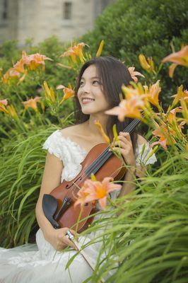 Violinist profile photo