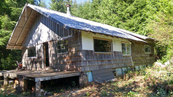 cabin cedar creek Washington coast