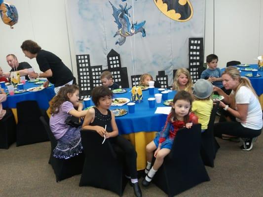 batman theme boys birthday party table set up decoration ideas, centerpieces, supplies,  kids chair covers,