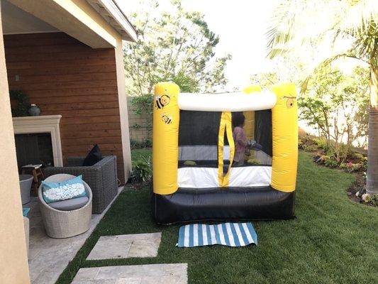 Nice backyard bouncer for toddlers