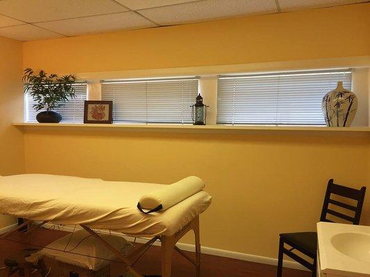 Harmony Acupuncture and Wellness treatment room 3