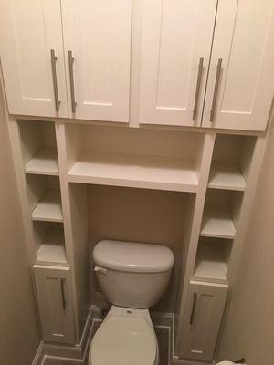 Bathroom cabinet