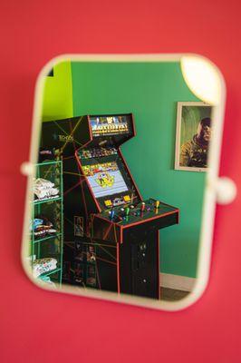 Play the Burgercade arcade!