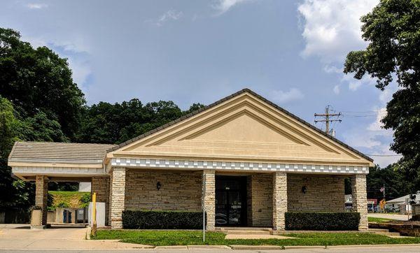 Twin Oaks Savings Bank