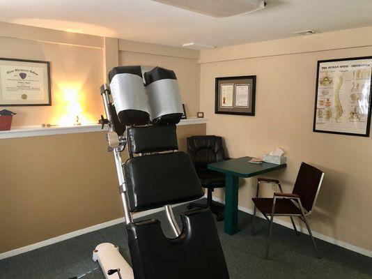 Private treatment room 1: equipped hydraulic table, E. Stim, ultrasound, and more.