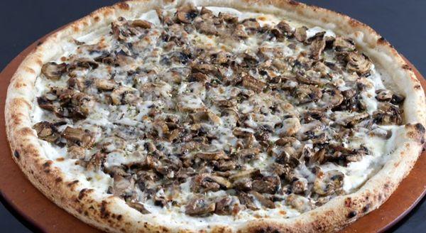 Funghi Al Tartufo Pizza