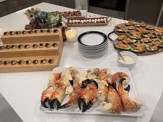 Appetizers for a Dinner Party Always a nice variety!