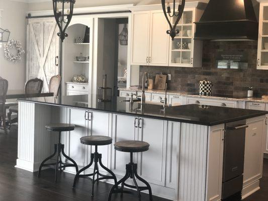 Farmhouse style kitchen remodel w/ barn door