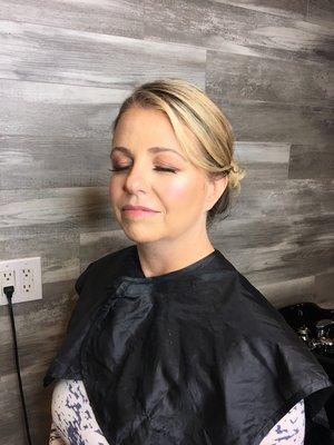 Makeup for the mother of the bride