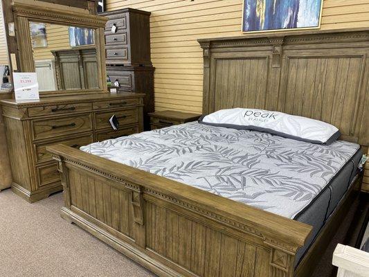 Bedroom set