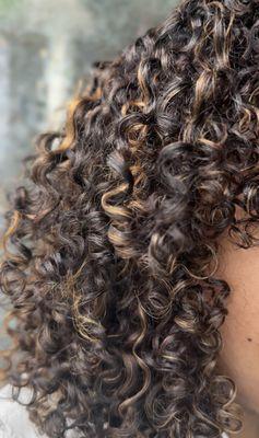 curly highlight